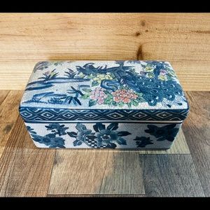 Antique Chinese Vanity Box